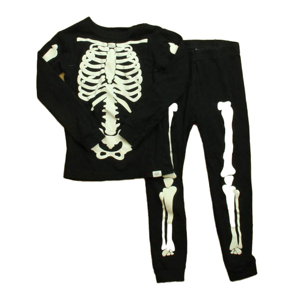 Gap 5T Black Skeleton